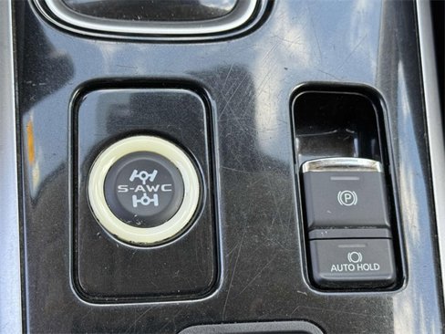 Used 2020 Mitsubishi Outlander AWD image 5