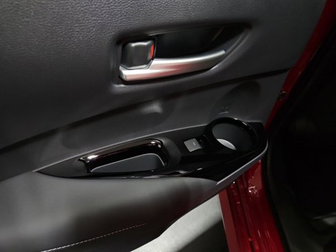 New 2025 Toyota Corolla SE image 30