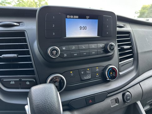 Used 2022 Ford Transit 250 Low Roof AWD image 26