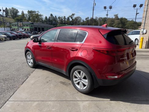 Used 2018 Kia Sportage LX image 4