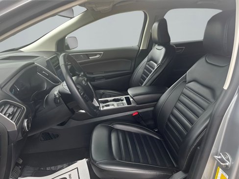 Used 2024 Ford Edge SEL image 13