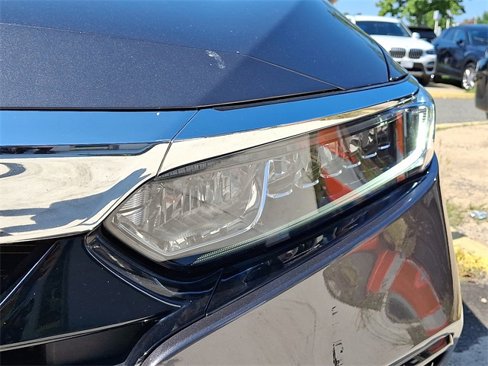 Used 2019 Honda Accord EX image 9