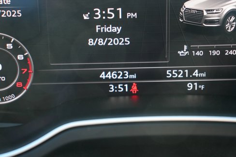Used 2018 Audi Q7 3.0T Prestige w/ Prestige Package image 13