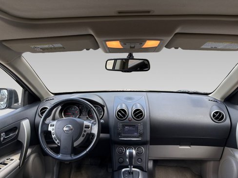 Used 2012 Nissan Rogue SL image 3