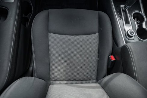 Used 2017 Nissan Pathfinder S image 29