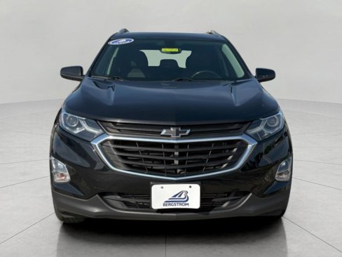 Used 2018 Chevrolet Equinox LT image 2