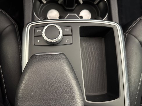 Used 2013 Mercedes-Benz ML 350 4MATIC image 30