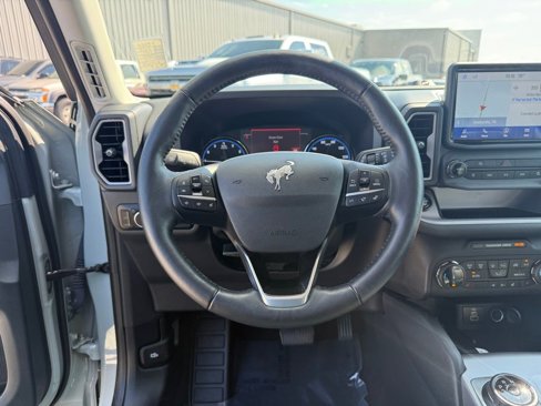 Used 2023 Ford Bronco Sport Outer Banks w/ Tech Package image 12