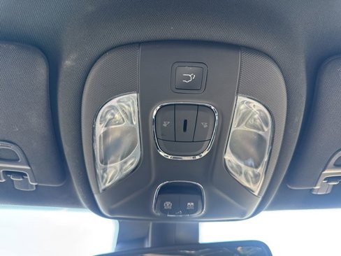 Used 2022 Jeep Compass High Altitude image 24