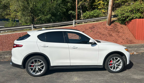 Used 2018 Alfa Romeo Stelvio Ti Sport image 6