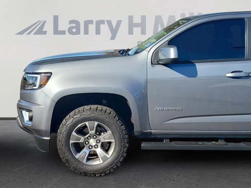 Used 2018 Chevrolet Colorado Z71 image 2