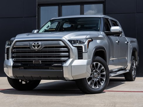 Used 2023 Toyota Tundra Limited image 1