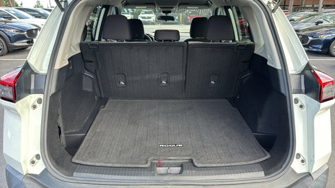 Used 2021 Nissan Rogue S image 29