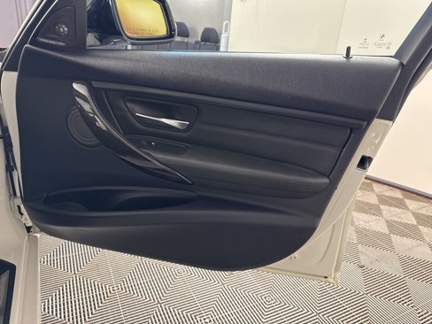 Used 2015 BMW 335i xDrive Sedan image 21