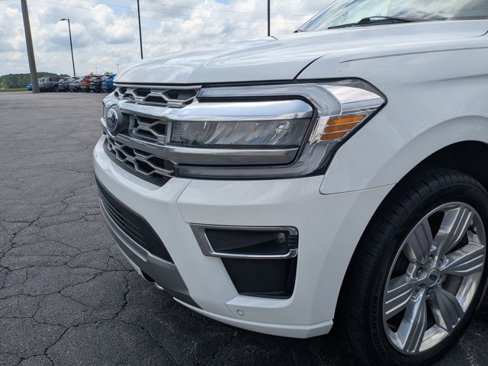 Certified 2023 Ford Expedition Max Platinum image 5