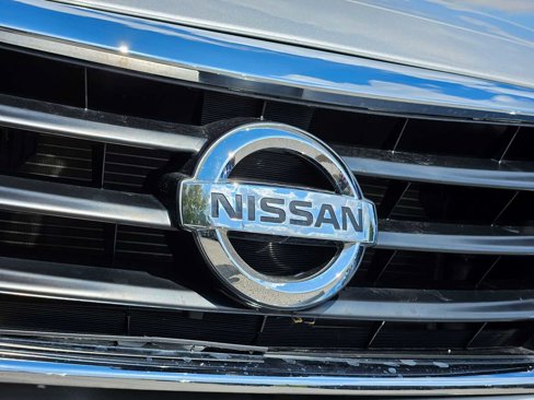 Used 2019 Nissan Versa SV image 11