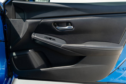 Used 2023 Nissan Sentra SV image 40