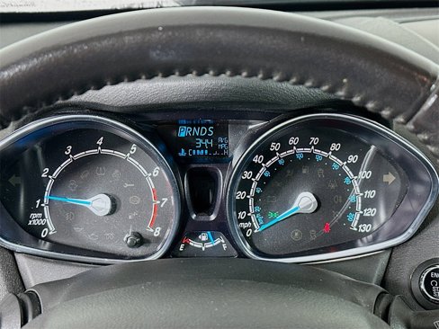 Used 2014 Ford Fiesta Titanium image 12
