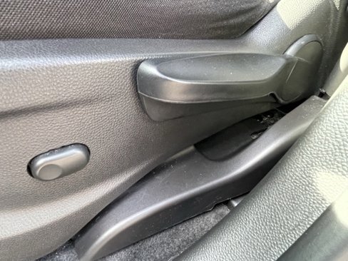 Used 2020 Chevrolet Trax LS image 17