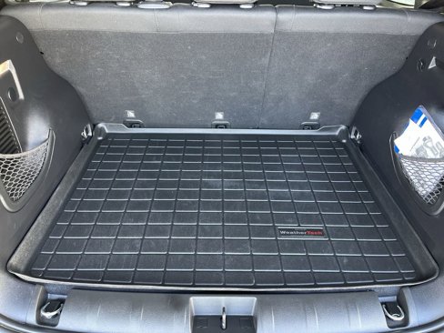 Used 2020 Jeep Renegade Latitude w/ Cold Weather Group image 24