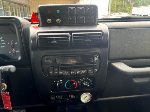 Used 2006 Jeep Wrangler Rubicon image 28