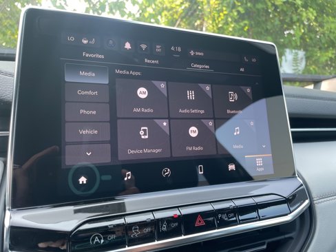 New 2025 Jeep Compass Limited image 29
