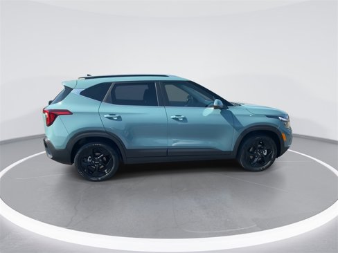 New 2026 Kia Seltos EX image 9
