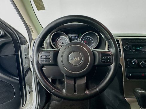 Used 2012 Jeep Grand Cherokee Laredo w/ Laredo E Group image 14