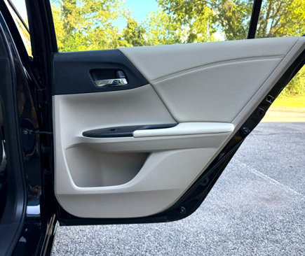 Used 2014 Honda Accord EX-L image 20