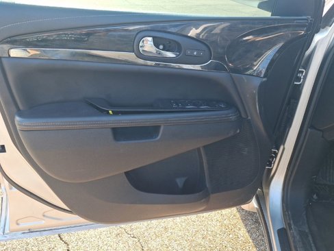 Used 2015 Buick Enclave Leather image 28