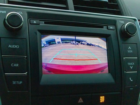 Used 2017 Toyota Camry SE image 26