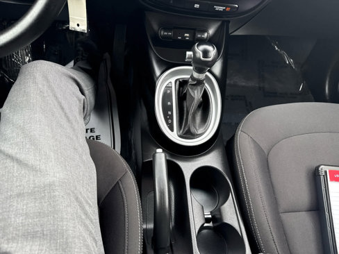 Used 2016 Kia Soul image 21