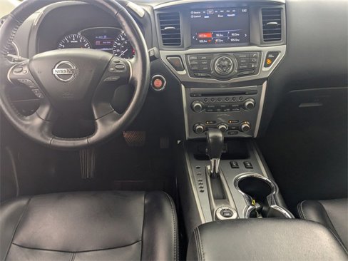 Used 2020 Nissan Pathfinder SL image 26