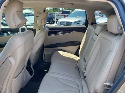 Used 2016 Lincoln MKX Reserve w/ Cargo Utility Package image 11