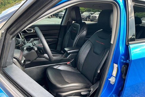 Used 2022 Jeep Compass Trailhawk image 20