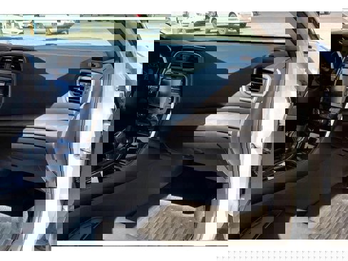 Used 2018 Nissan Maxima 3.5 SV image 17