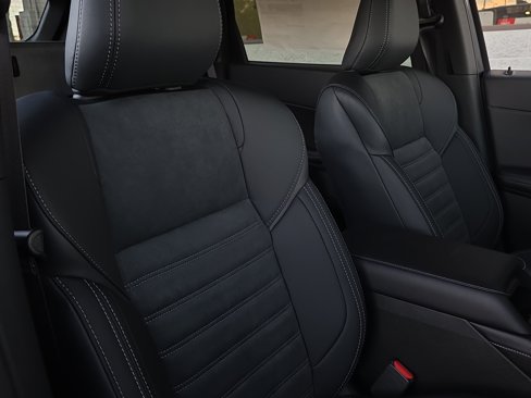 New 2025 Mitsubishi Outlander SE image 25