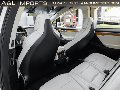 Used 2018 Tesla Model X 75D image 59