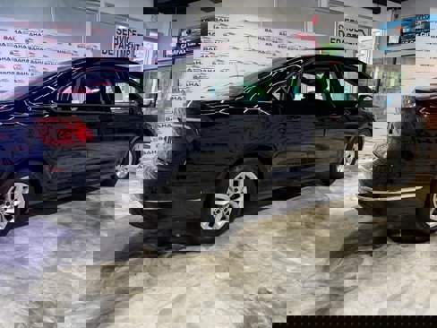Used 2018 Volkswagen Passat 2.0T S w/ Driver Assistance Package image 7