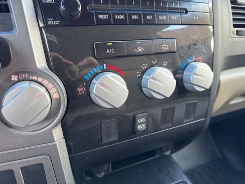 Used 2012 Toyota Tundra 4x4 CrewMax image 29