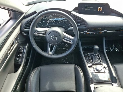 Used 2022 MAZDA MAZDA3 s image 11