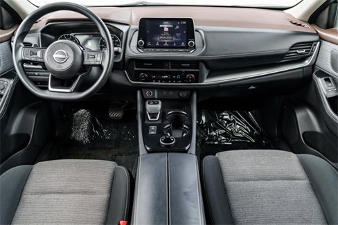 Used 2023 Nissan Rogue SV image 25