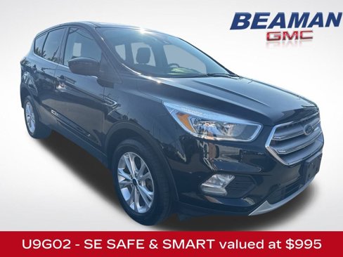 Used 2019 Ford Escape SE image 1