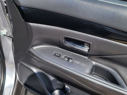 Used 2020 Mitsubishi Outlander SE image 14