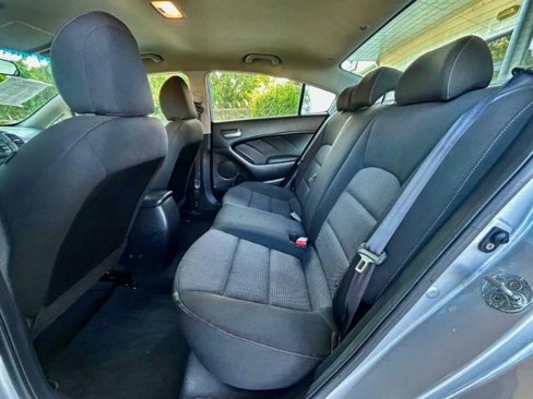 Used 2017 Kia Forte LX image 7