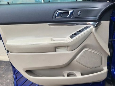 Used 2015 Ford Explorer FWD image 19