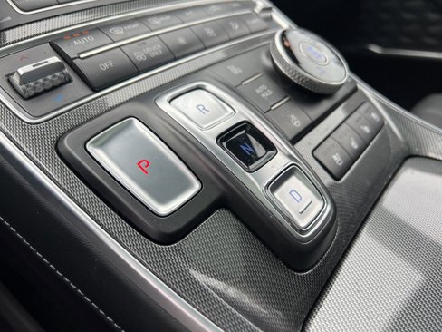 Used 2022 Hyundai Santa Fe Limited image 15