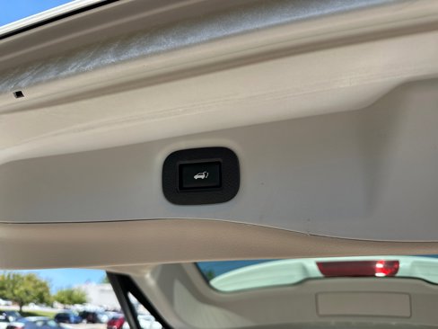 Certified 2019 Nissan Rogue SL w/ Premium Package image 19
