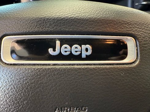 Used 2023 Jeep Compass Limited w/ Elite Group image 17
