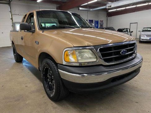 Used 2001 Ford F150 XLT image 6